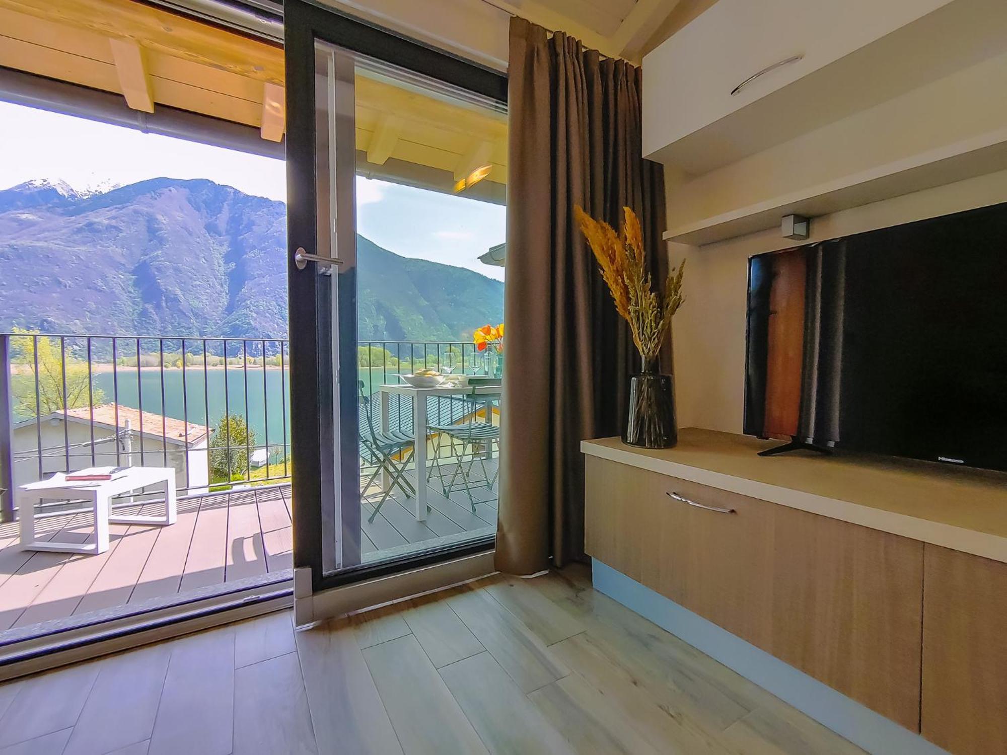 Dascio Dolce Ferienwohnung Panorama Balkon Am See المظهر الخارجي الصورة